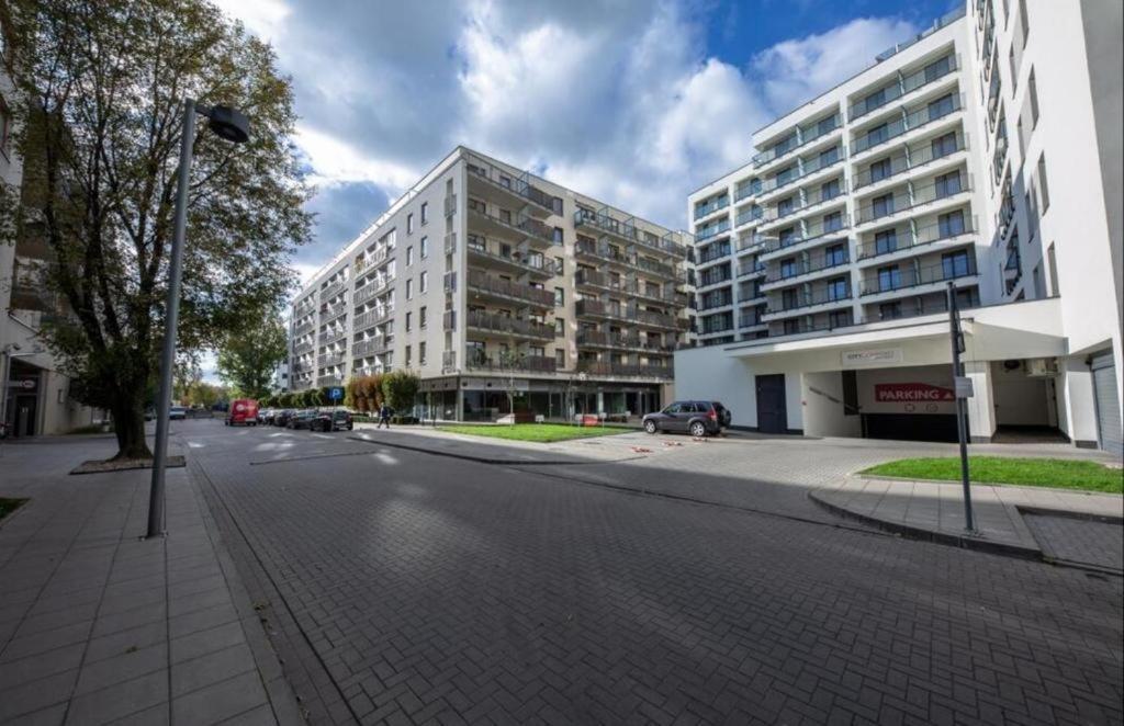 Apartament Wolska Warszawa Blisko Centrum Wifi Parking Apartment In Warsaw Very Close To The Center Exterior photo