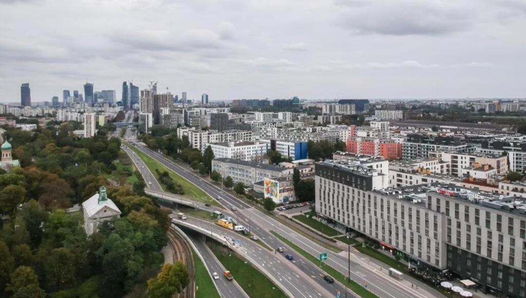 Apartament Wolska Warszawa Blisko Centrum Wifi Parking Apartment In Warsaw Very Close To The Center Exterior photo